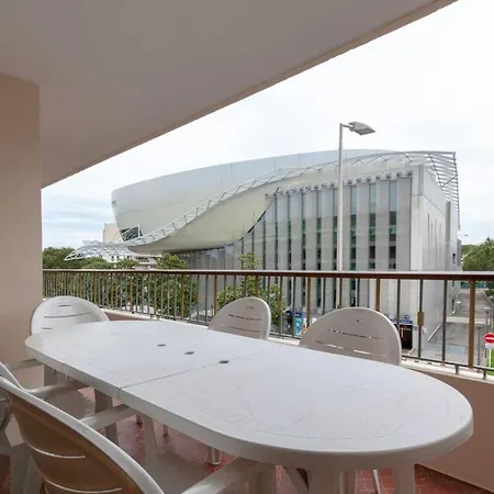 Bright And Spacious Cocoon Near The Sea Апартаменты Антиб